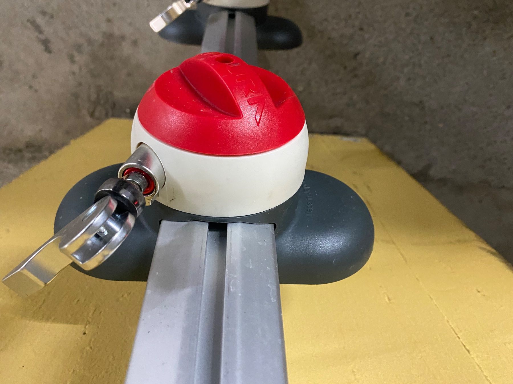 Ersatzteile: Minoura Velo Transportschiene – Gebraucht aus Fällanden von Aguzzi 2
