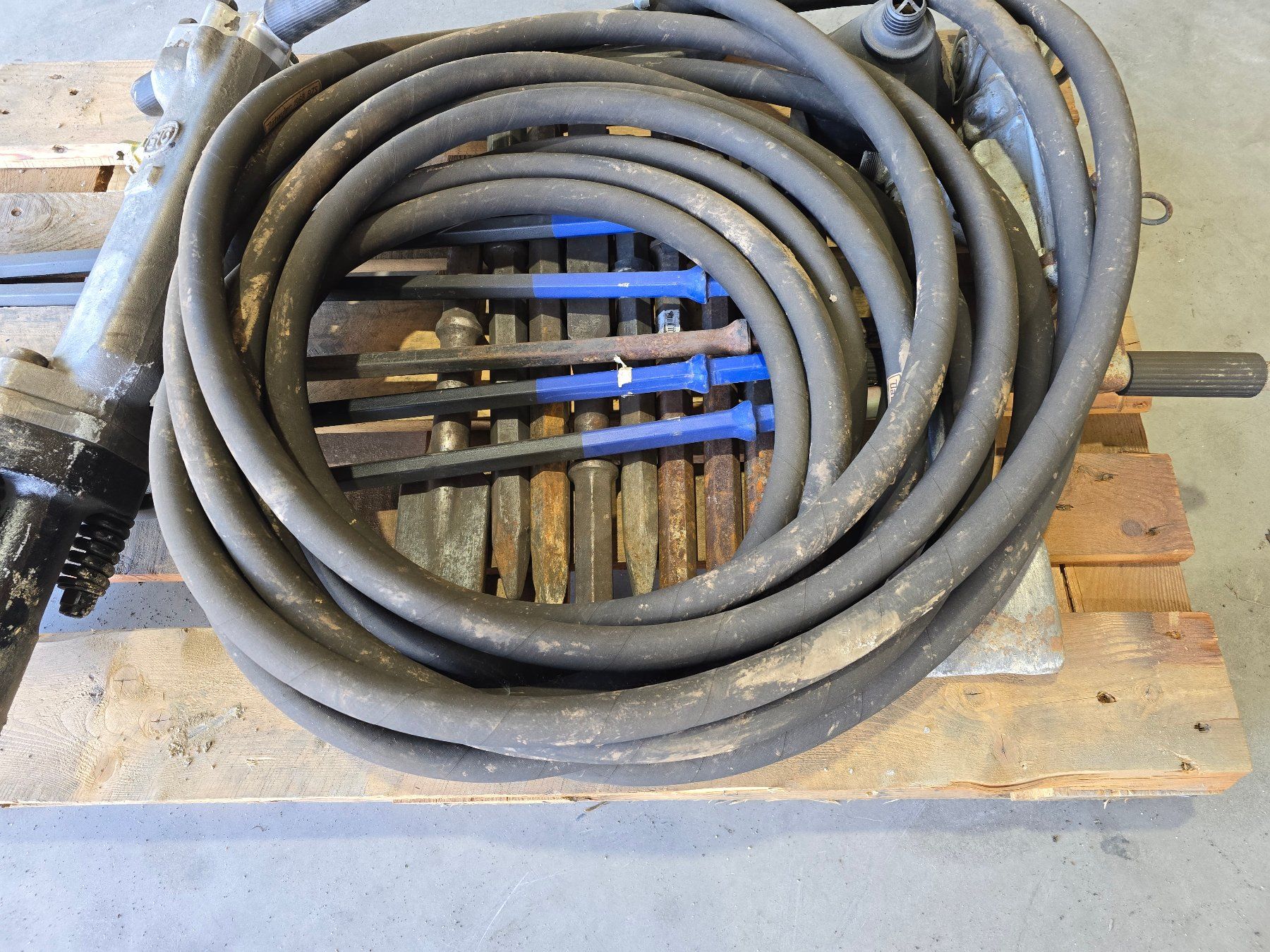 Tutte le macchine: Spitzhammer, Kompressor Presslufthammer, Abbruchhammer – Usato da Cunter venduto da LMPOWER 3