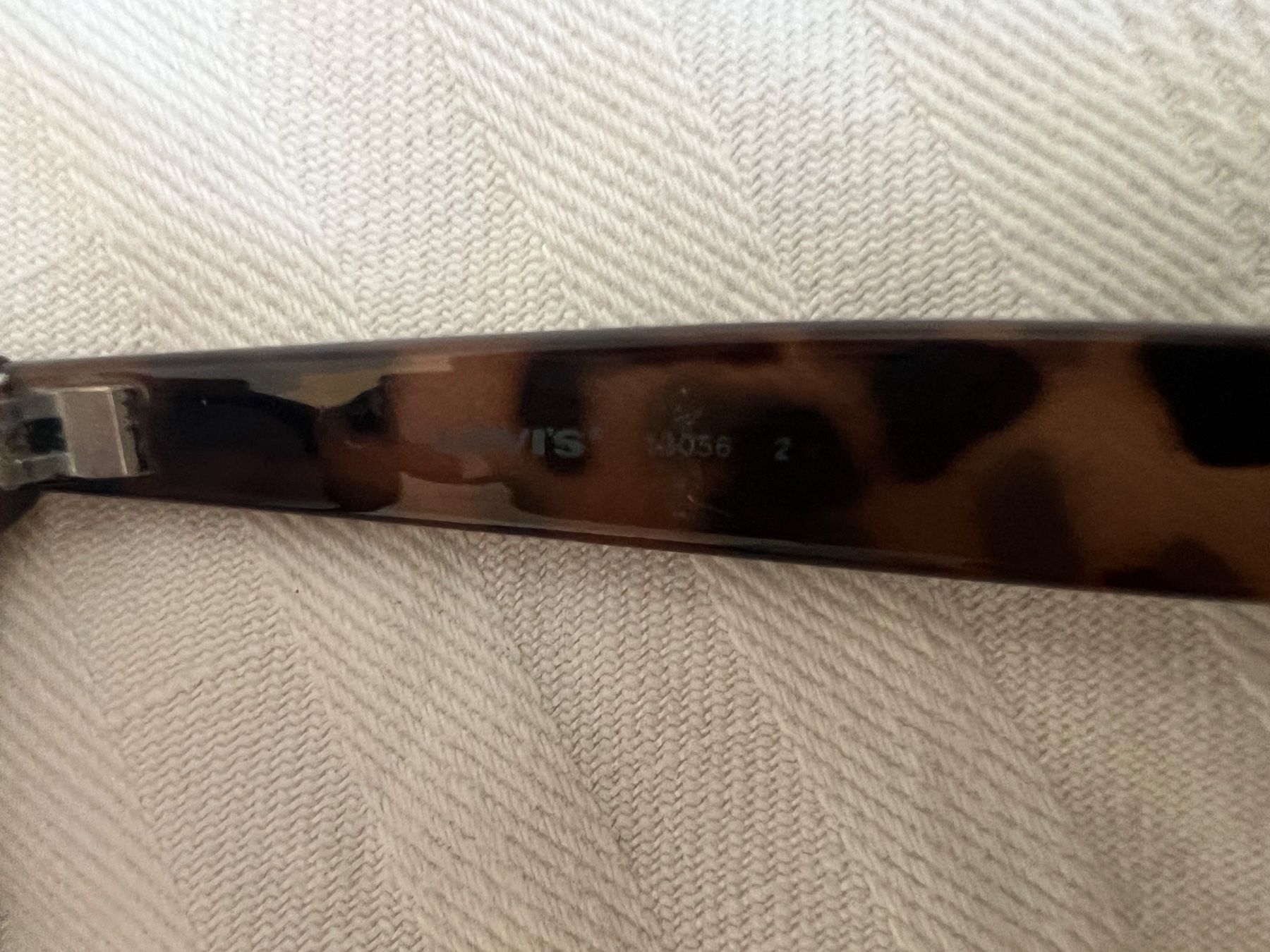 Occhiali & Lenti: Levi's Sonnenbrille Top Zustand! – Usato da Zürich venduto da ost_5sdl 6