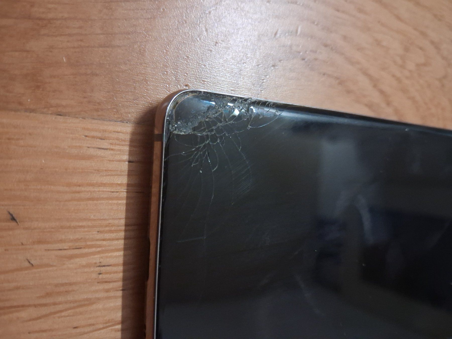 Samsung Telefoni cellulari / Smartphones: Samsung Galaxy S20 Smartphone – Difettoso da Bern venduto da Josef1903 3