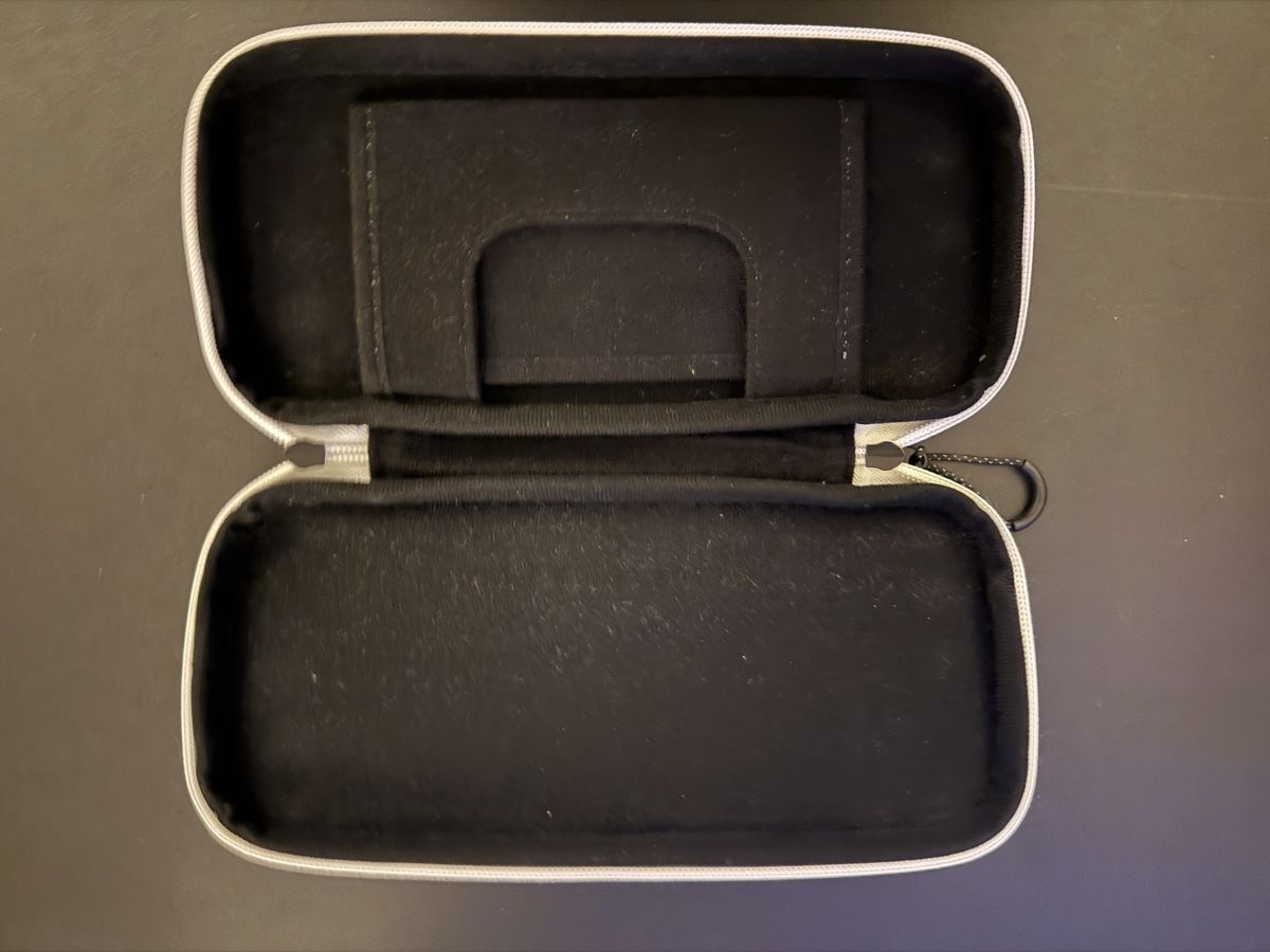Nintendo Konsolen: Nintendo Switch OLED Modell weiss, gebraucht – Gebraucht aus Zürich von Trimtrab 5