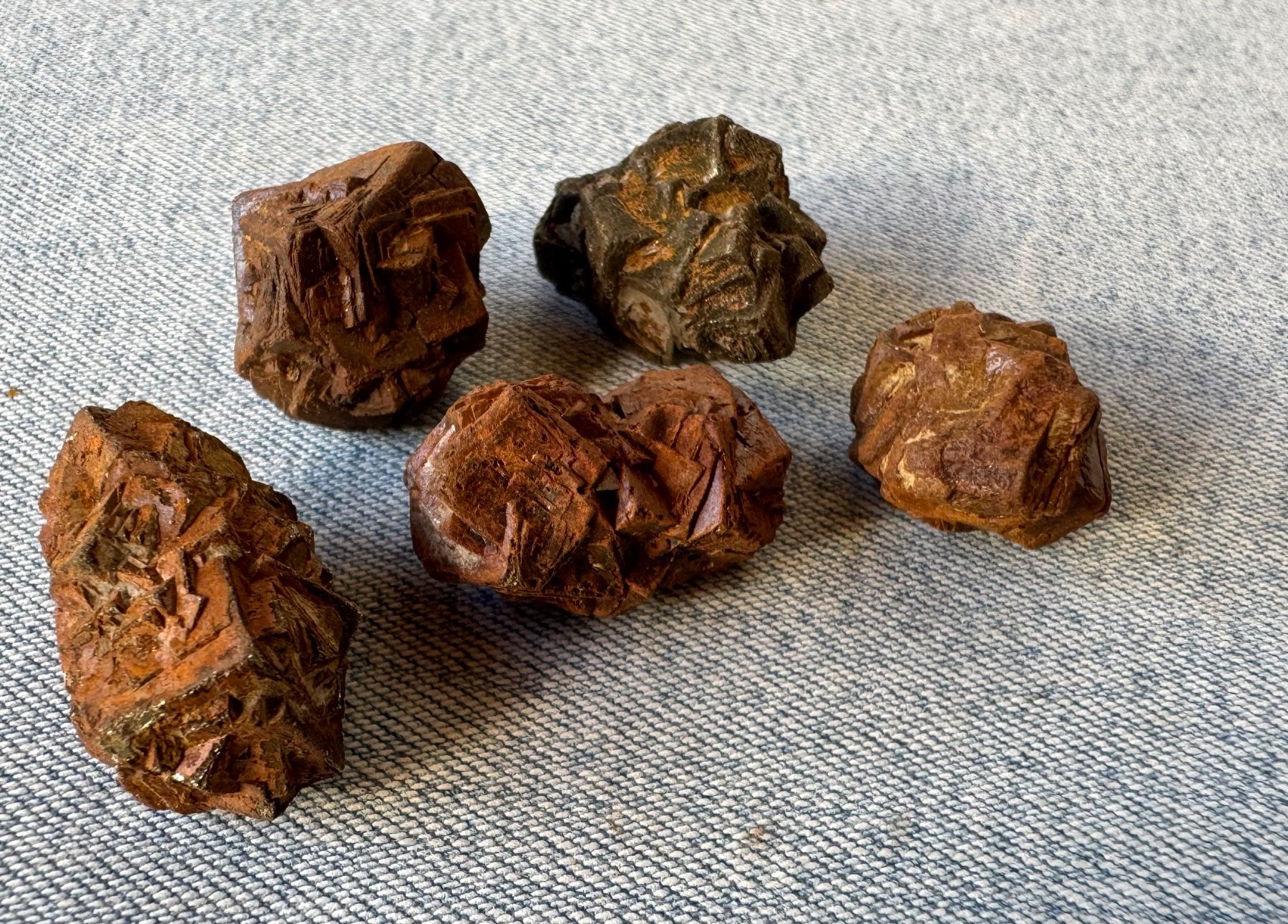 Minerali & Pietre curative: Limonites   Pyrit  top.  interessante Geschenk Idee – Nuovo e nell'imballaggio originale da Leuggern venduto da gemshow 2