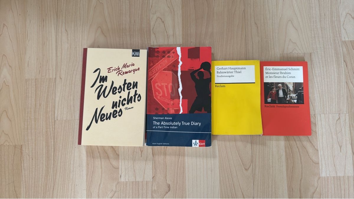 Livres: 4 Berufsmatura Bücher – D'occasion à Nussbaumen AG par jan.exc