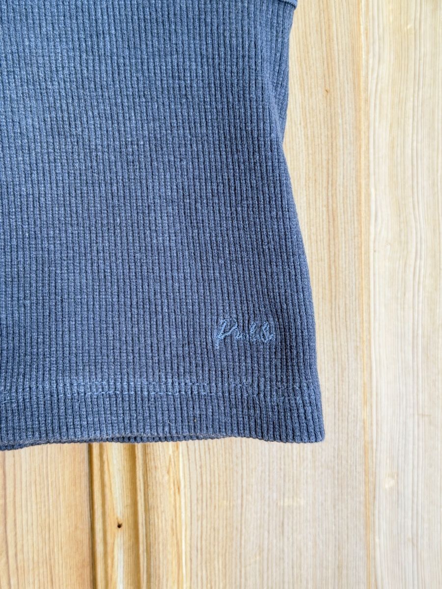 Pull&Bear Top: Pull&Bear Crop Top Grau Gerippt Knöpfe | S – Usato da Samedan venduto da K7kgh 2