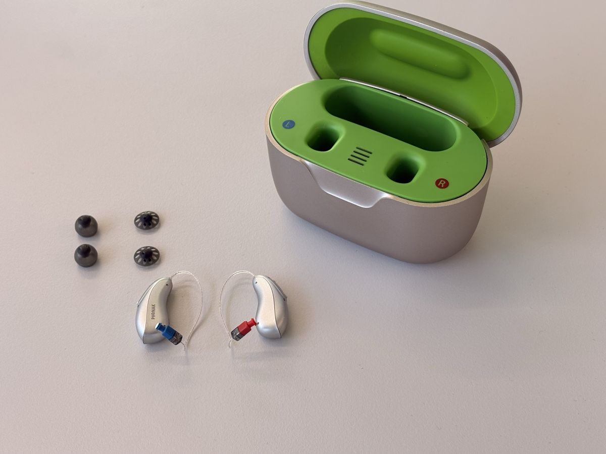 Phonak Attrezzature mediche: Phonak Lumity 70RL – Usato da Schänis venduto da two_w8zv 3