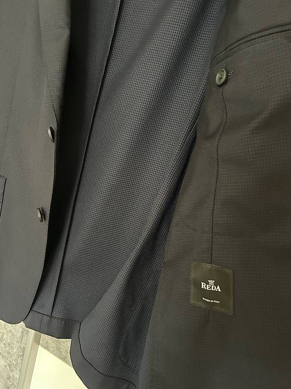 Hugo Boss Jacken: Sakko dunkelblau Hugo Boss Grösse 50 – Neu (gemäss Beschreibung) aus Niederglatt ZH von Julia_4 4