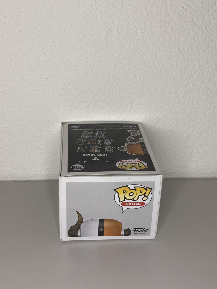 Funko Statuette: Funko Pop Destiny Lord Shaxx (Nr. 235) – Usato da Oensingen venduto da emi_hs6g 4