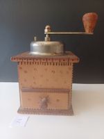 Antike Kaffeemühle aus Holz, Handmühle, Sammlerstück