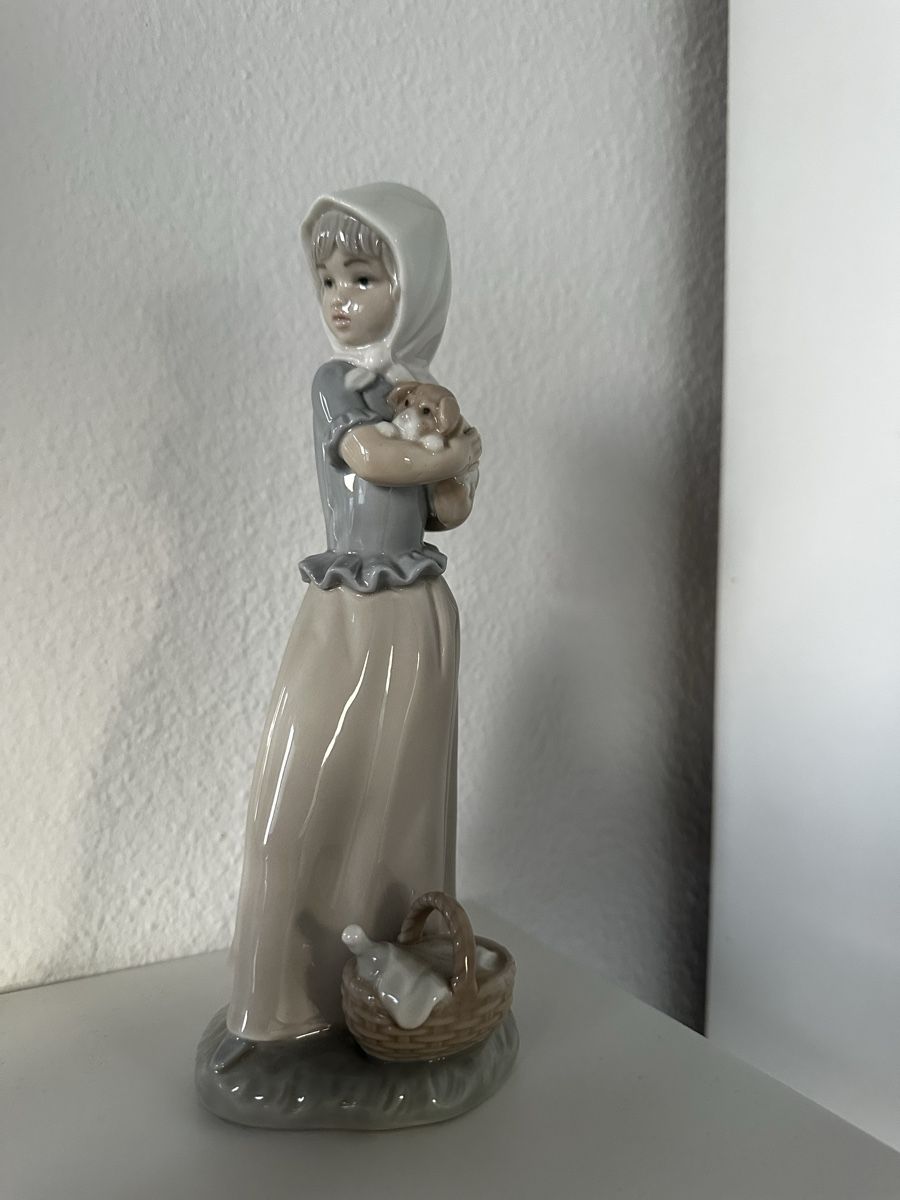 Statuette: Nao Porzelanfigur – Nuovo (secondo la descrizione) da Wiesendangen venduto da ste_vv