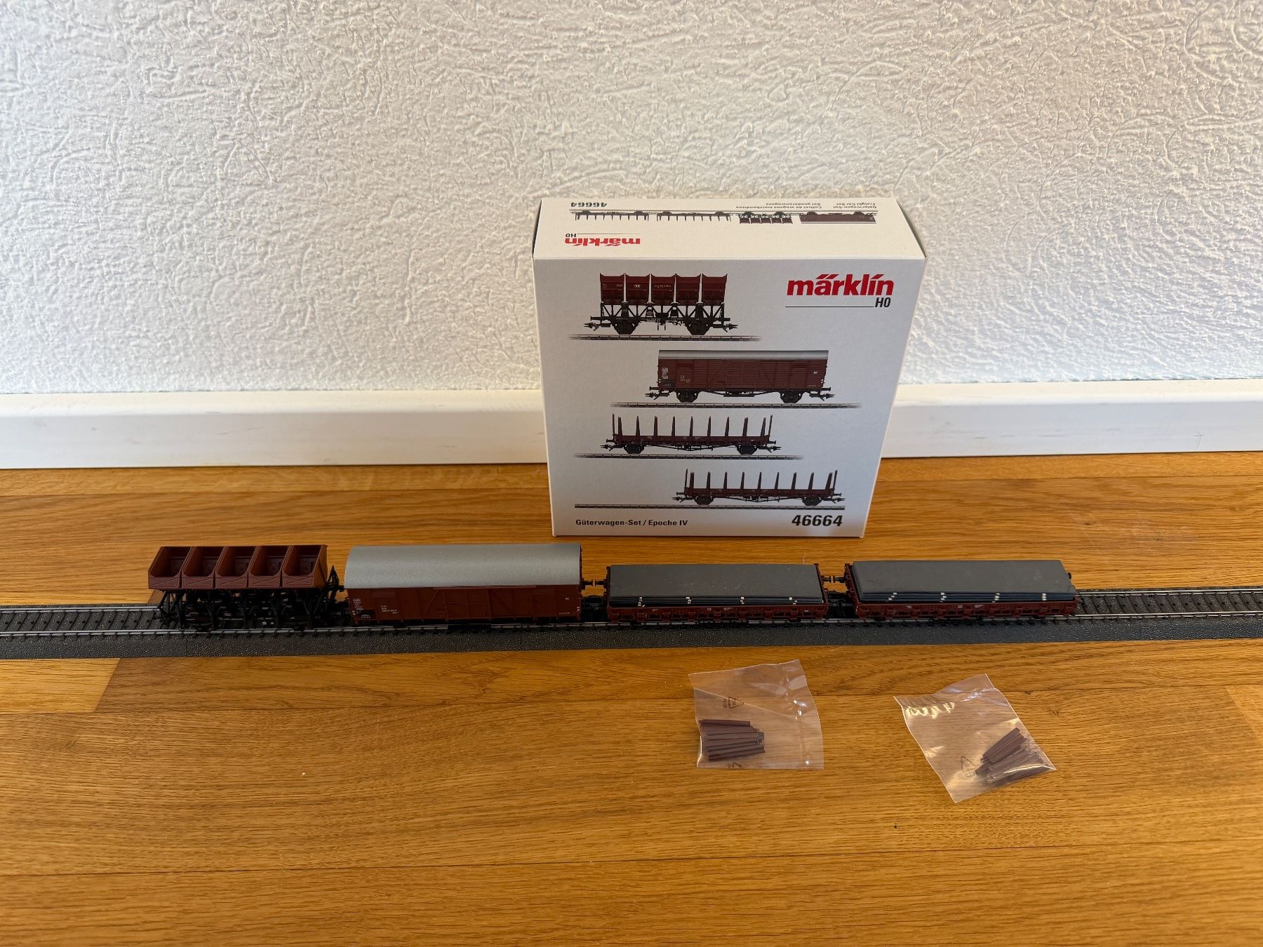Märklin Modelleisenbahnen: Märklin 46664 Güterwagen Set – Gebraucht aus hünenberg See von Dpch