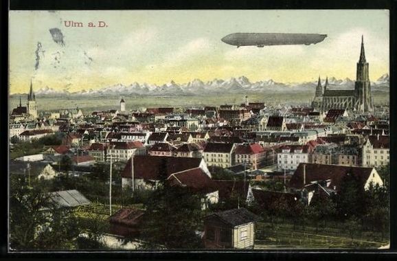 Cartes postales: AK Ulm a. D., Luftschiff über dem Ort – D'occasion à Berlin par bartko-reher