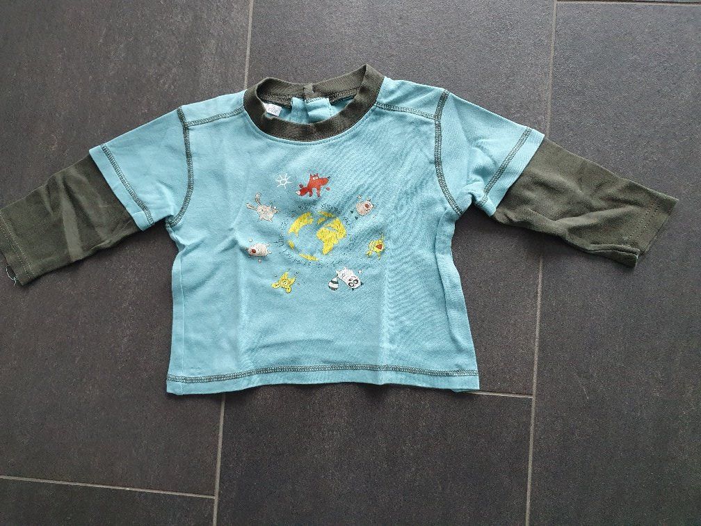 Pullover & Sweatshirts: Sweatshirt Gr. 74 – Gebraucht aus Oberegg von Roberto24