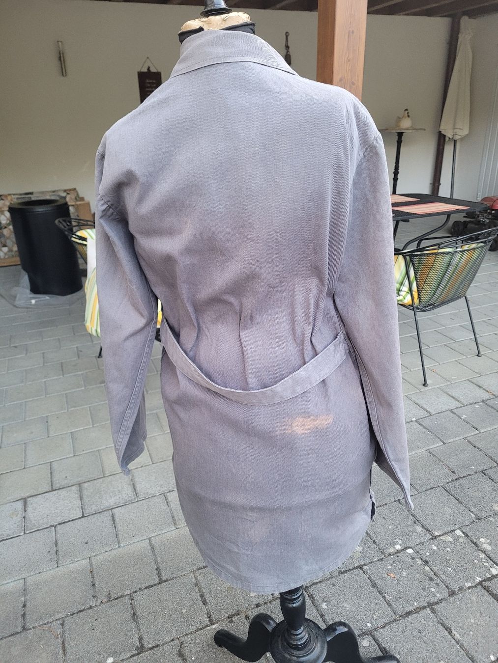 Altro per Abbigliamento & Protezione sul lavoro: Arbeitsmantel grau Baumwolle Grösse S – Usato da Tegerfelden venduto da Tiggerfreund 1