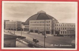 Basel - Grossmarkthalle mit Oldtimer - Fotokarte 1931