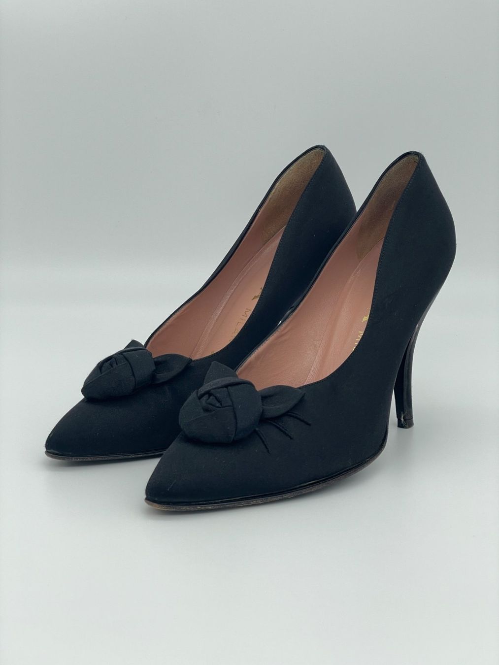 Prada Damenschuhe: Prada Rose Satin Pump EU 39 Schwarz – Gebraucht aus Zürich von shoe_shop 2