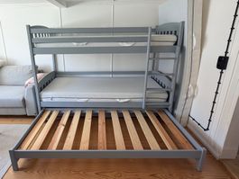 Doppelstockbett in der Farbe Flieder