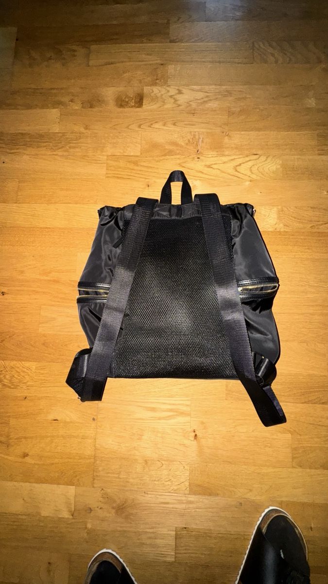 Zaini: Rucksack von Accessorize, schwarz – Usato da Gümligen venduto da morticiaaddams 1