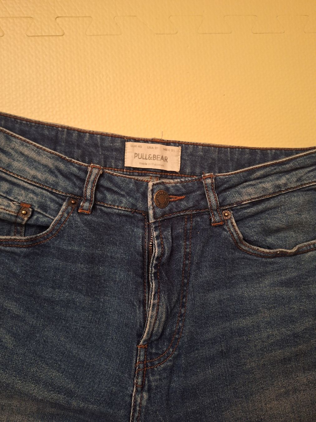 Pull&Bear Jeans: Pull&Bear Jeans, Grösse 40, Herren, Top Zustand! – Nuovo (secondo la descrizione) da Basel venduto da kiko9 1