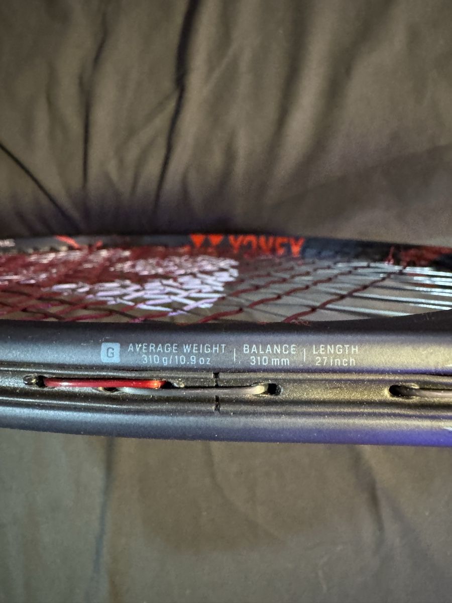 Yonex Racchette: Yonex VCORE PRO97, 310g, Griffgrösse 3 – Usato da Wettingen venduto da Chuljaa 2