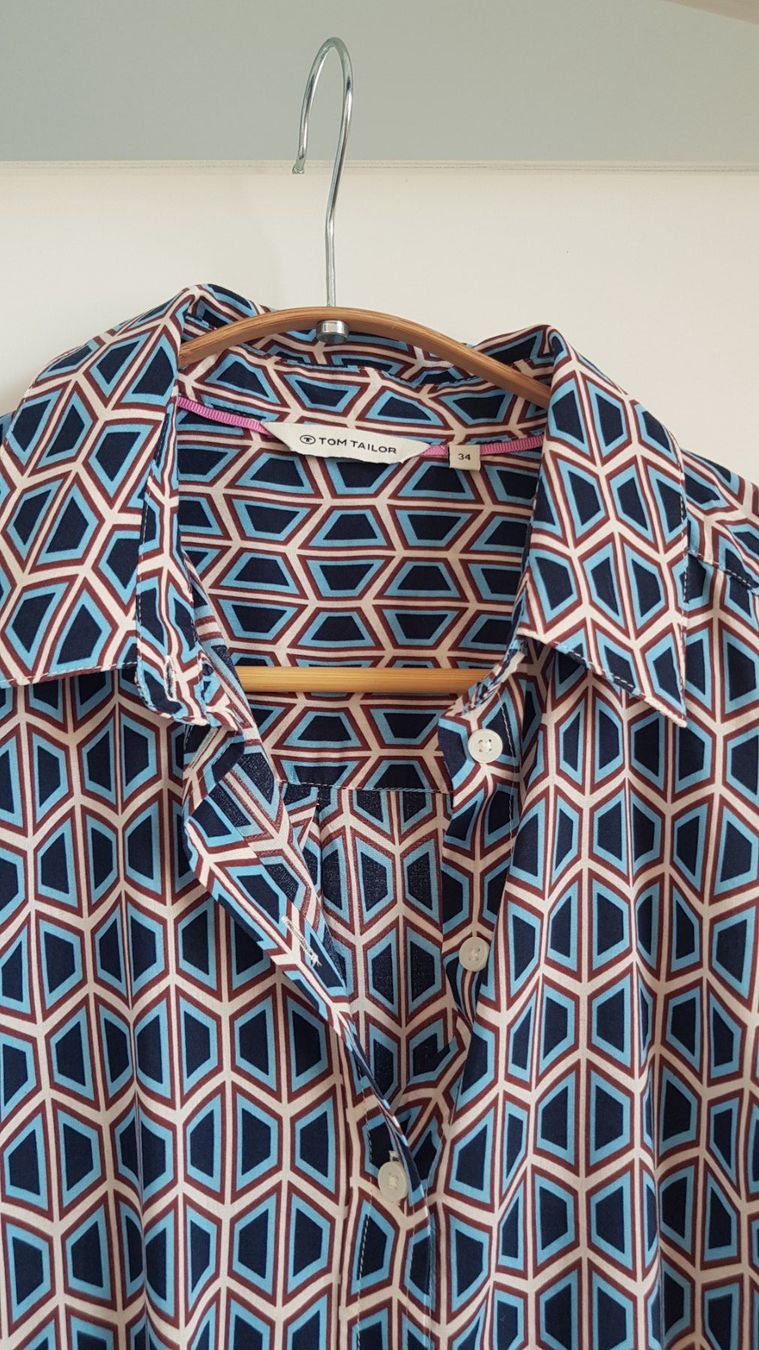 Tom Tailor Chemisiers: Gemusterte Bluse Gr. 34 von Tom Taylor – D'occasion à Spiegel b. Bern par brand06 2