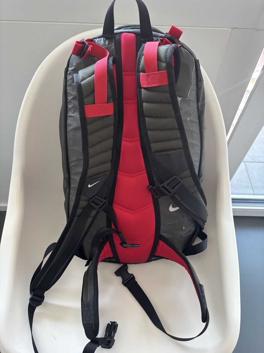 Nike Rucksäcke: IIHF Hockey Nike backpack – Gebraucht aus Lugano von fca_bfs9 6