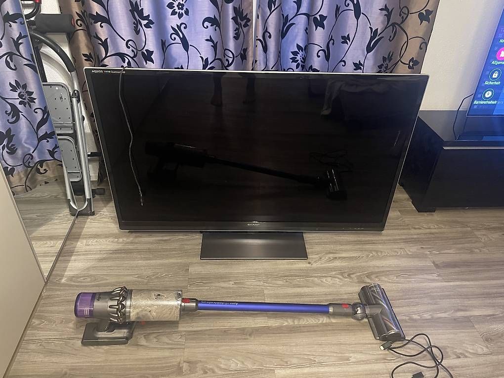 Televisori: SHARP AQUOS  – Usato da Walzenhausen venduto da ErichNa