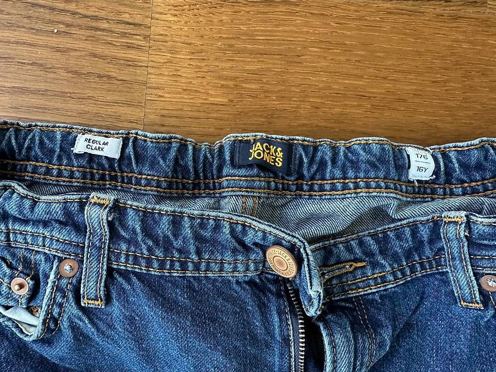 Jeans: Jeans Jack & Jones – Gebraucht aus Guntershausen von DesireeBe 1