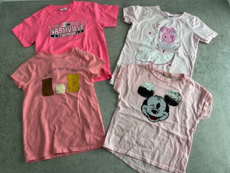 Kleiderpaket 4 T-Shirts Gr. 116-122