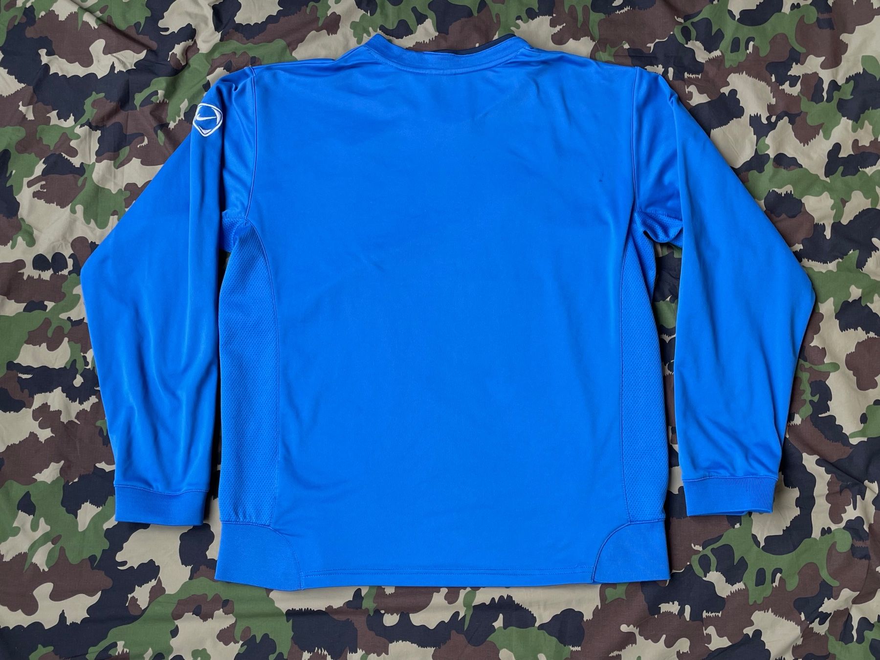 Nike Maglioni & Felpe: 2003 Training Pullover NikeFit FCZ Zurich Sz M – Usato da Zürich venduto da le_souk 1