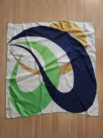 Foulard  soie René Chantal motif géométrique 