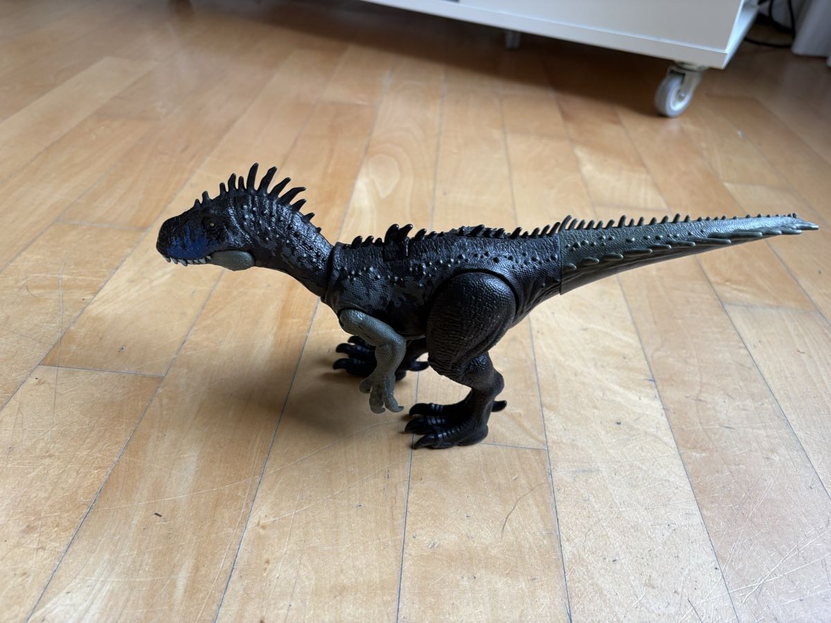 Spielzeuge: Jurassic World Wild Roar Dryptosaurus Dinosaurier – Gebraucht aus Kilchberg ZH von LunaMia 1