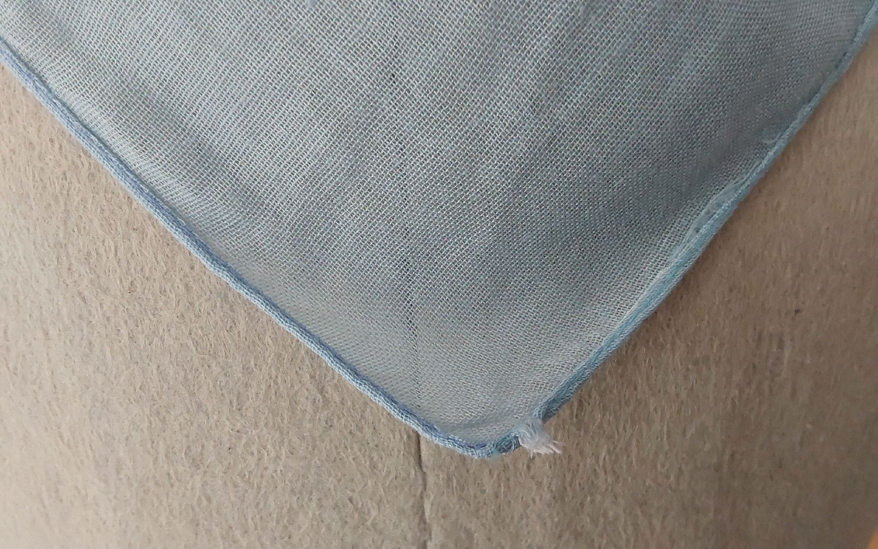 Foulard & Sciarpe: Baumwolltuch quadratisch hellblau Buch + Deichmann – Nuovo (secondo la descrizione) da Köniz venduto da scopello12 4