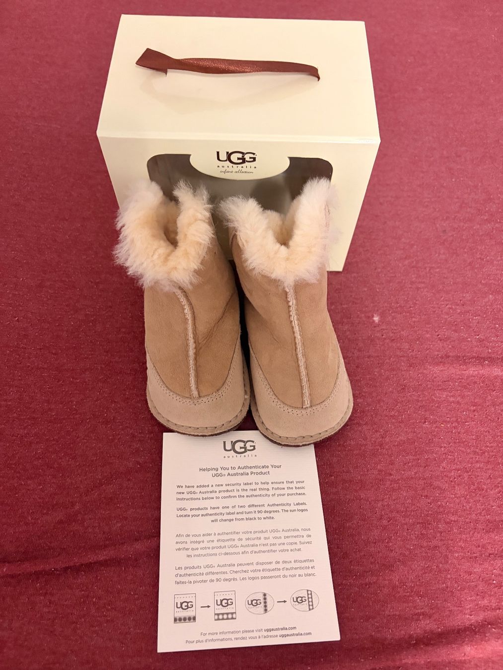 Ugg Scarpe per ragazzi: Original UGG Baby Boots – Nuovo (secondo la descrizione) da Diegten venduto da Pef_Petra