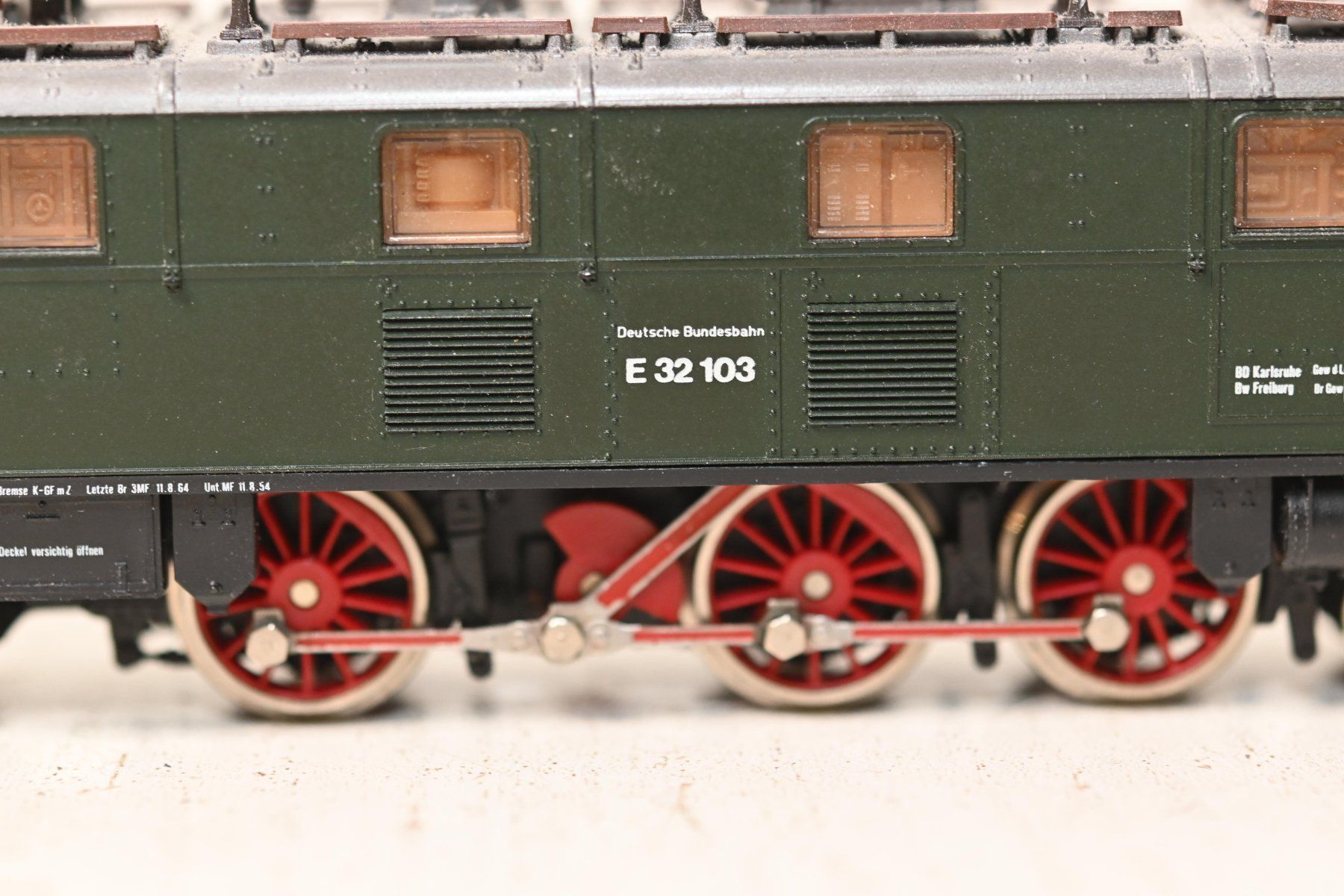 Roco Modelleisenbahnen: Roco DB E 32 103 Digital ADR.3 ohne OVP – Gebraucht aus Laupen ZH von Zmoewe 3