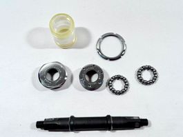 SAKAE Innenlager 126mm FRENCH TOPZUSTAND