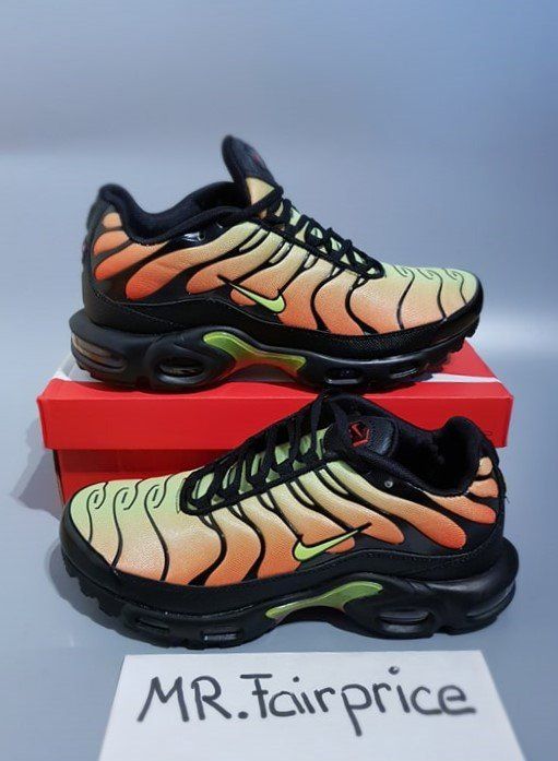 air max plus black volt solar red