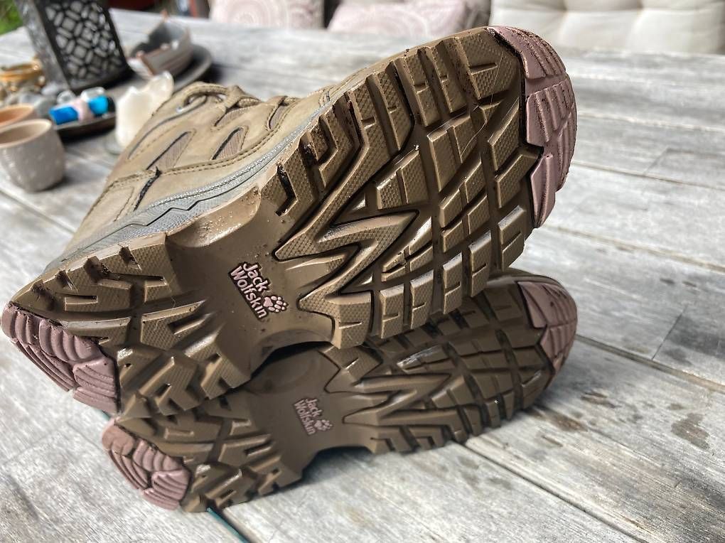 Chaussures garçon: Wanderschuhe Jack Wolfskin Gr. 32 – D'occasion à Schmiedrued par Giorda 2