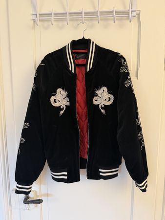 Bomberjacke Hoshikihime schwarz Drachen bestickt Grösse LL