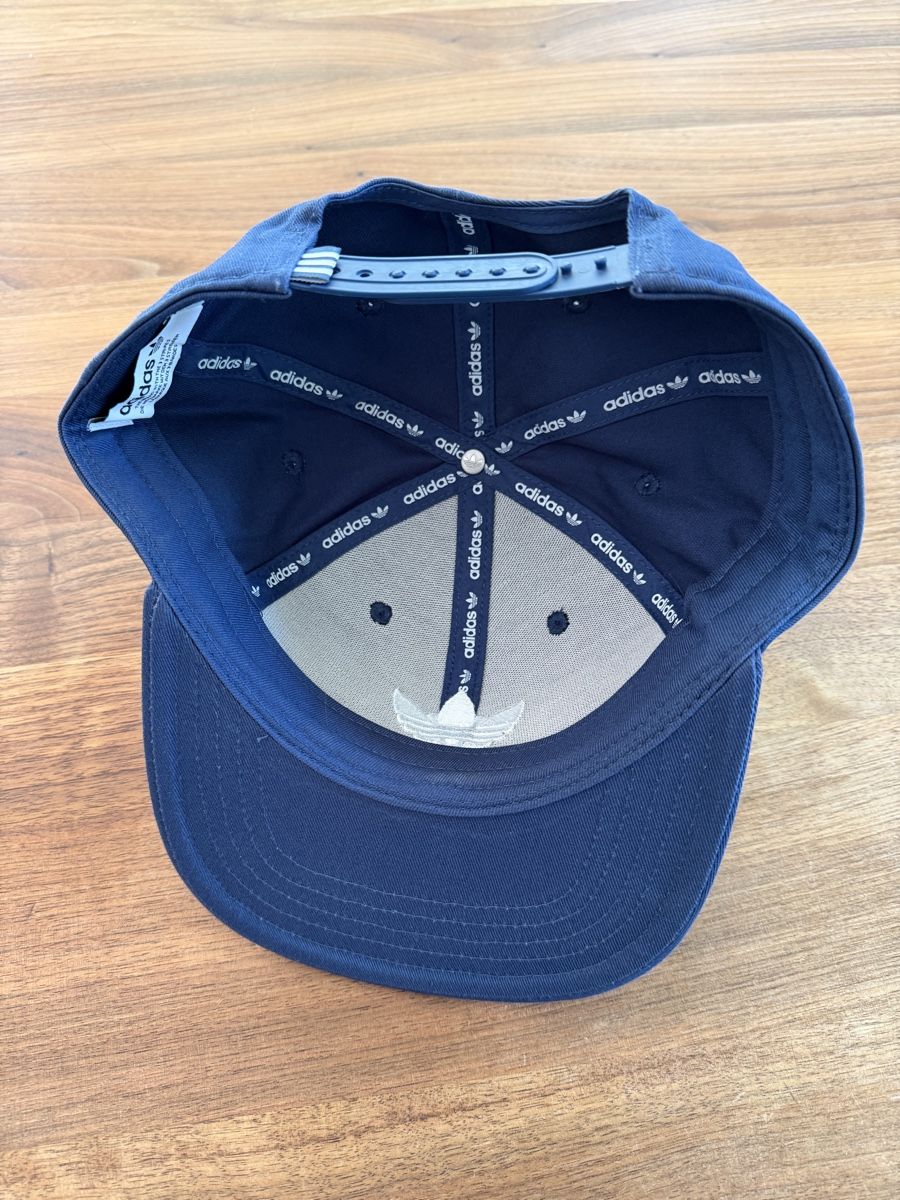 Adidas Copricapi, berretti & cappellini: Coole Adidas Cap in Dunkelblau – Usato da Mollis venduto da Hepburn 3