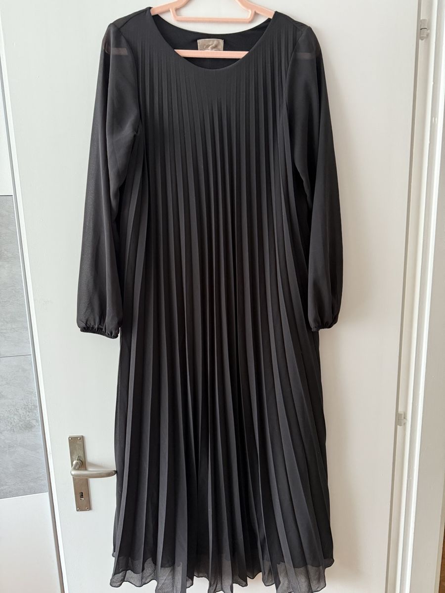 Vestiti: Kleid carton – Usato da visp venduto da Kmemo1