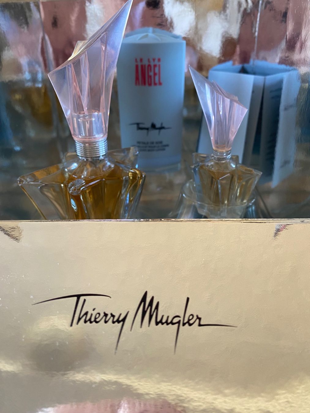 Mugler Parfum & Eau de Toilette: Coffret Le Lys Angel Thierry Mugler – Neu und originalverpackt aus Bouveret von wes_7zll