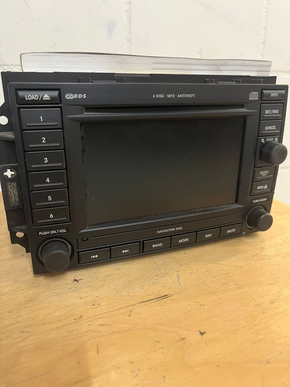 Jeep Sistemi audio & multimediali: Jeep Navigationsradio mit Radio Code 4525 – Usato da Künten venduto da magnum62 2