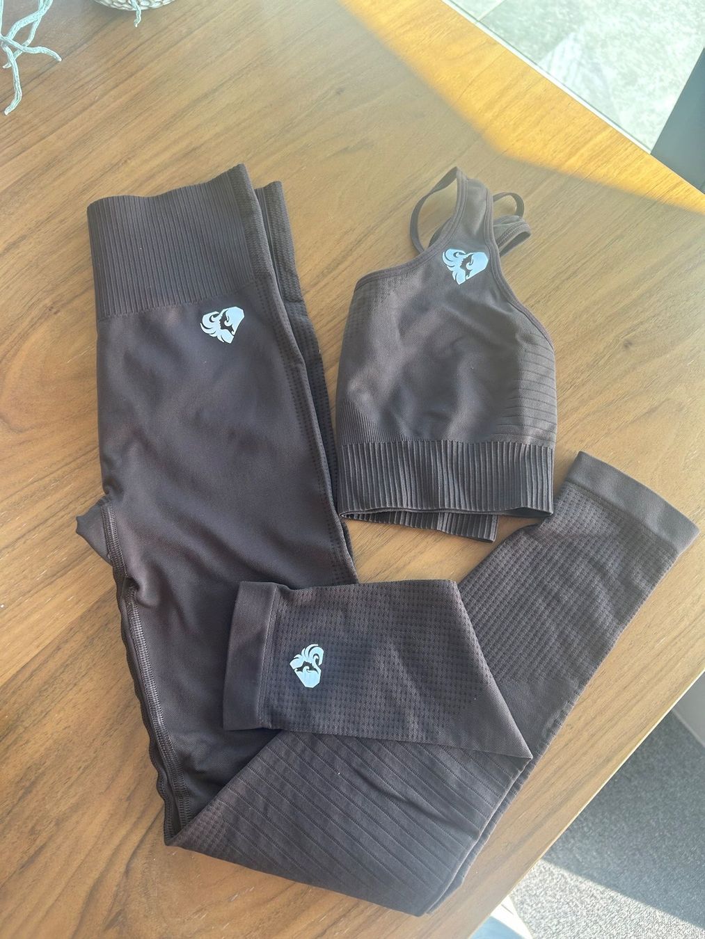 Tops: Womansbest Sport set braun – Neu (gemäss Beschreibung) aus Frauenfeld von isa_9cy7 5