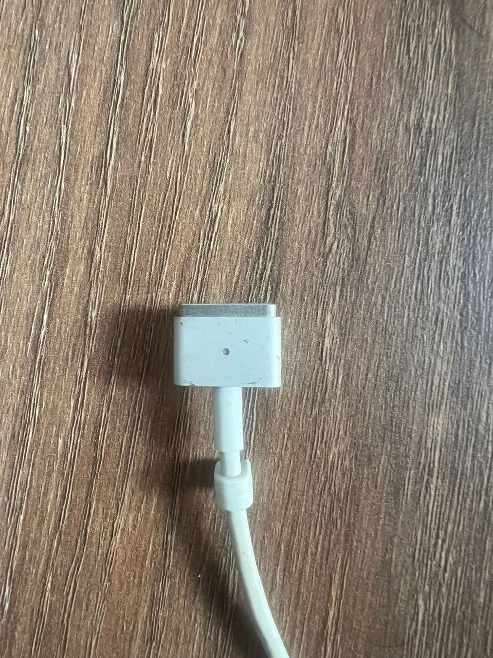 Apple Caricabatterie: Chargeur MacBook Apple MagSafe 2 blanc – Usato da Môtiers NE venduto da ElGreco3099 3