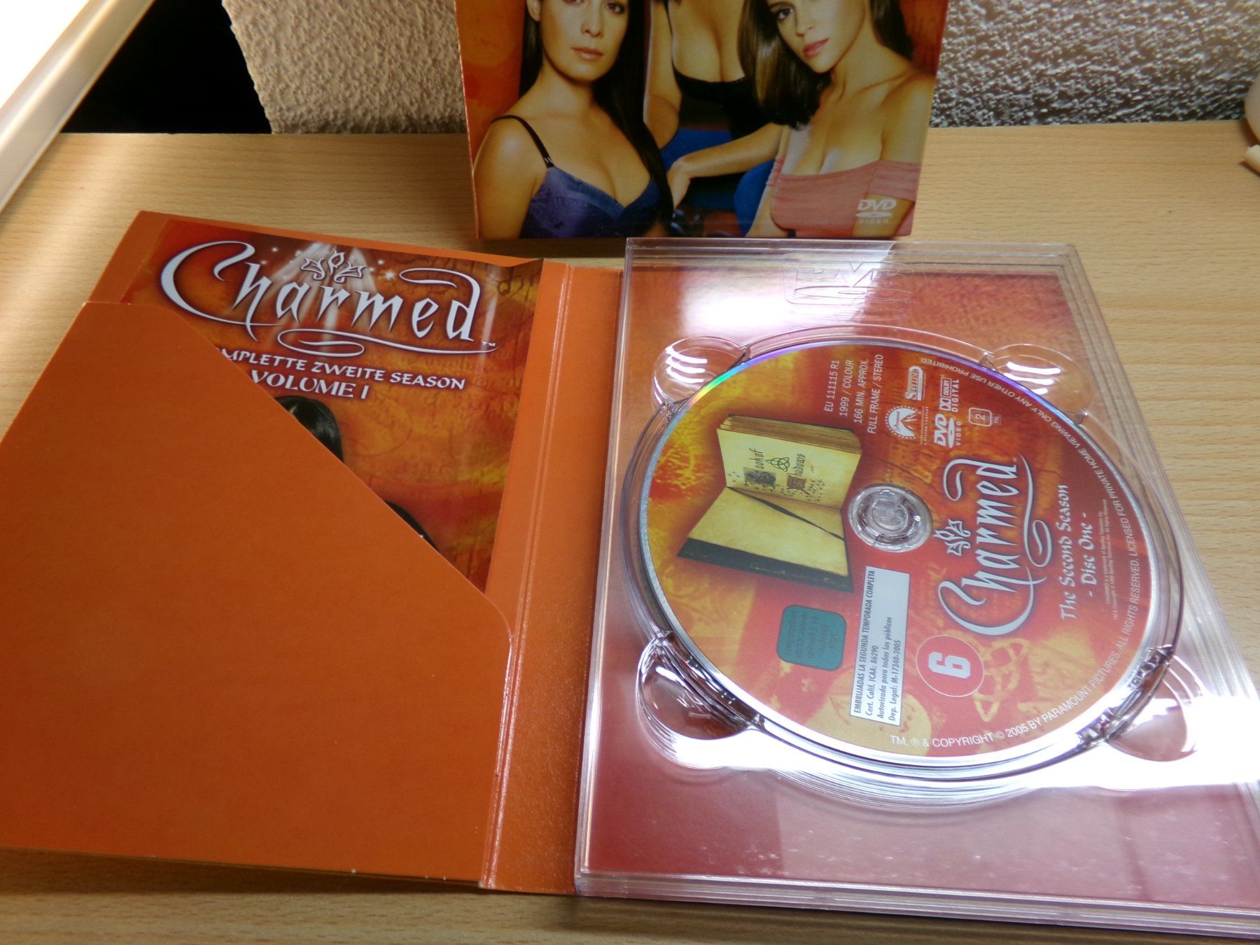 Tutti i DVDs: Charmed Staffel 2.1 – Usato da Hombrechtikon venduto da Maloev17 2