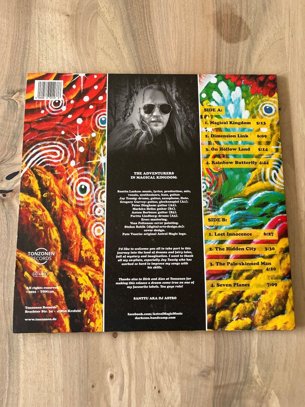 Dischi in vinile: Astral Magic - Magical Kingdom (LP Vinyl) – Nuovo (secondo la descrizione) da Rüfenach AG venduto da luciferus 1