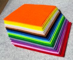 Filz  neu. 21 Stk 15x15cm  zum Basteln  für Allerlei