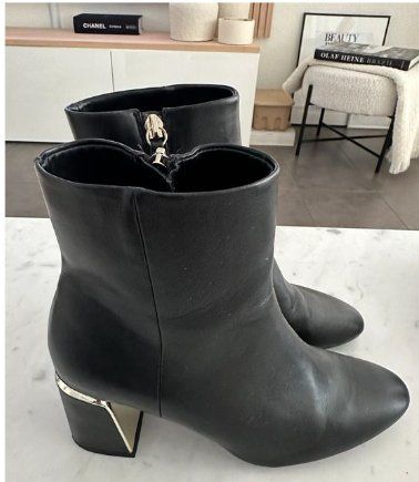 Zara Scarpe da donna: Stiefeletten Gr. 36 – Usato da Mönchaltorf venduto da DiaPG
