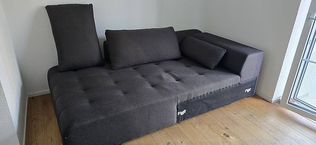 Divani: Zweiteiliges und ausfahrbares Sofa – Usato da St. Gallen venduto da Mr.Bambus 2
