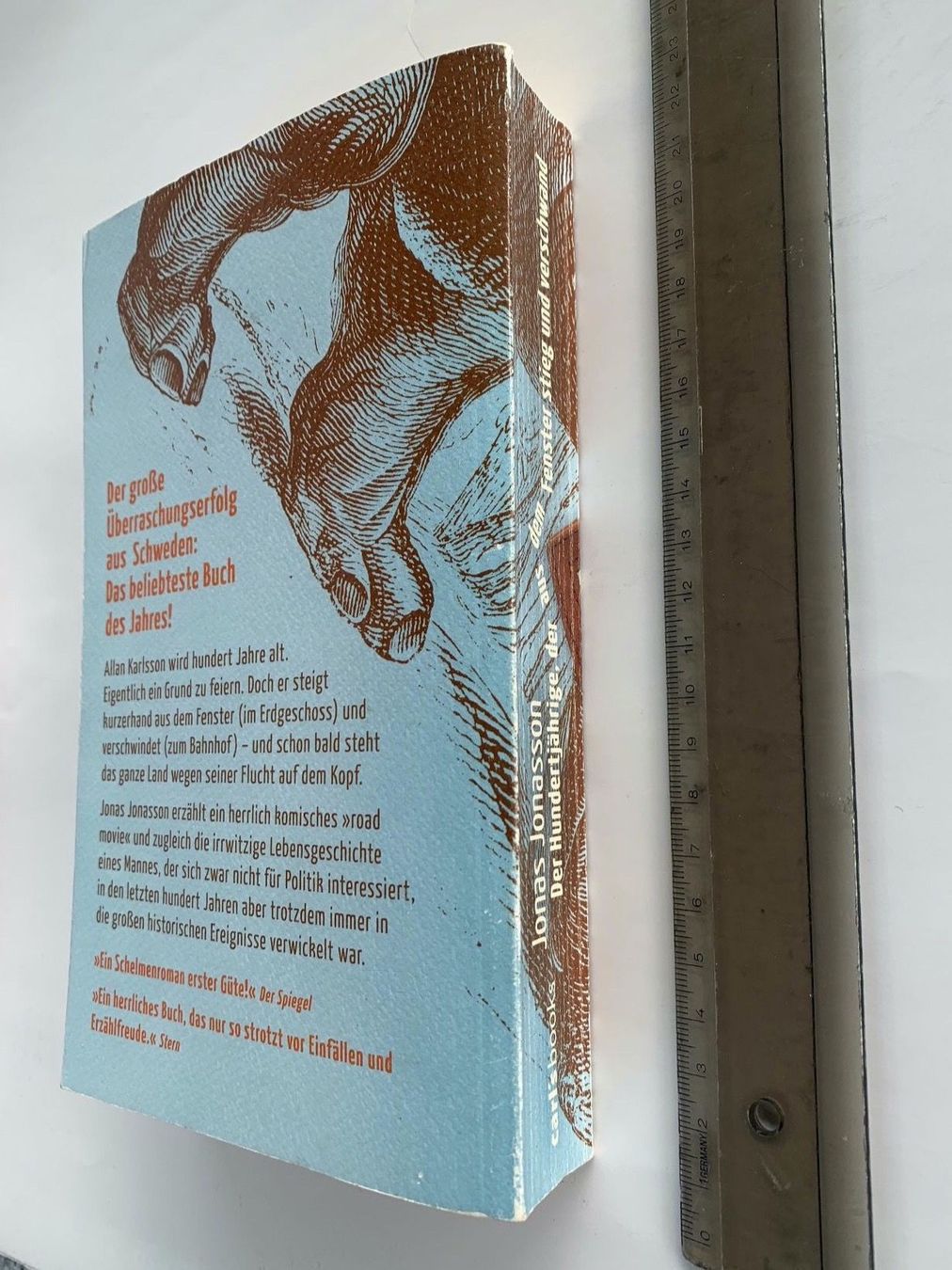 Libri: Buch Roman J. JONASSON DER HUNDERTJÄHRIG – Usato da Auenstein venduto da mar_8mxd 1
